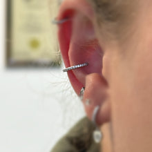 Load image into Gallery viewer, Crystal Conch Pavé hinge Ring