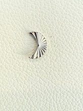 Load image into Gallery viewer, Titanium Shapes - threadless ends