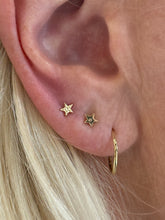 Load image into Gallery viewer, Hammered Star - 14k Gold end.
